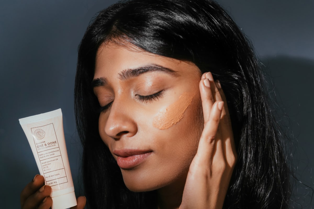 Why Tinted Mineral Sunscreens Work Better for Indian Skin Tones